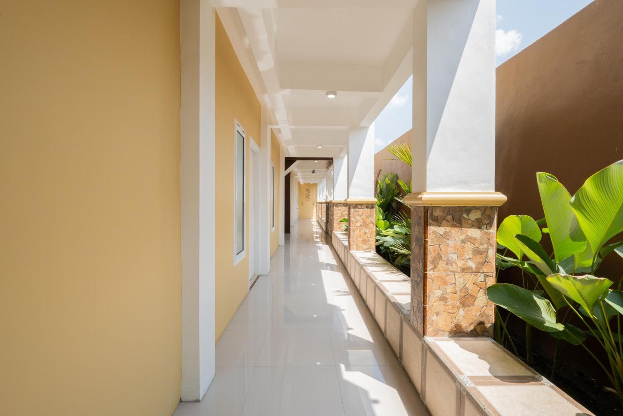 Reddoorz Syariah Near Rsud Dr Iskak Tulungagung Hotell Kedungwaru Exteriör bild